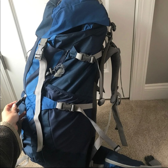 Deuter Backpack 70+10L - Picture 3 of 12